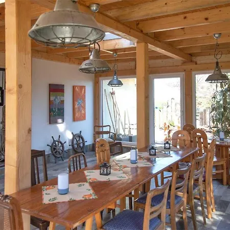 Apartmán Ferienwohnung-auf-ruegen-fuer-3-erwachsene-und-1-kind-in-schaprode-zi6 Schaprode